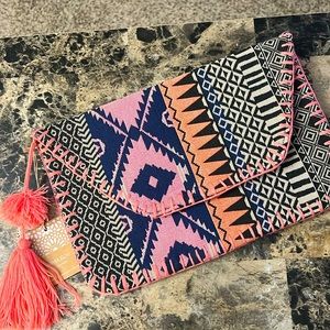 Southwest Cynthia Rowle clutch Brand new